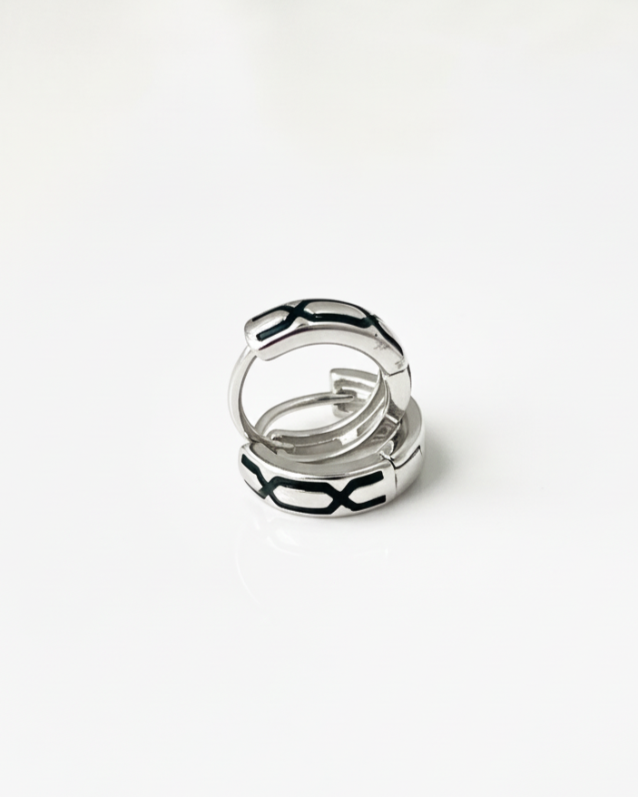 Signature 925 Sterling Silver & Black Enamel Huggie Bali