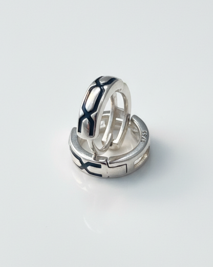 Signature 925 Sterling Silver & Black Enamel Huggie Bali