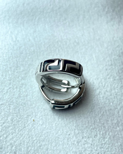 The Everyday Pattern Silver Huggie Bali