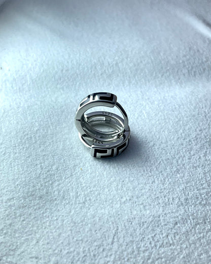 The Everyday Pattern Silver Huggie Bali
