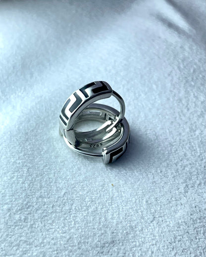 The Everyday Pattern Silver Huggie Bali