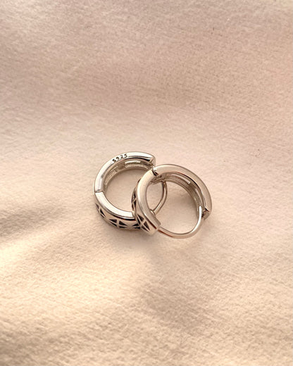 Stellar Geometric 925 Sterling Silver Huggies Hoop Bali